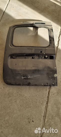 Крышка багажника LADA Largus