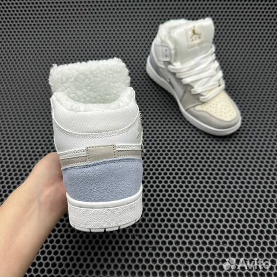 Nike Air Jordan 1 Hight С мехом зима