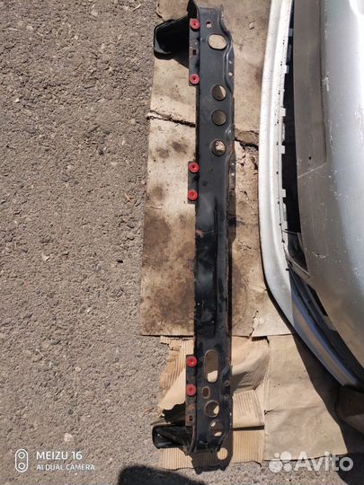 Опора радиаторов нижняя focus 3 III 2011- 2268709