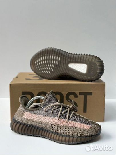 Кроссовки Adidas yeezy boost 350 v2