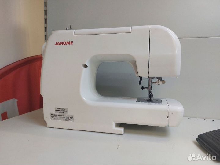 Швейная машина Janome 2041S (дд)