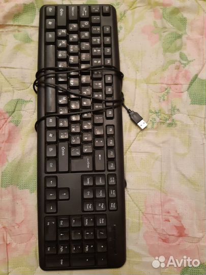 Клавиатура черная