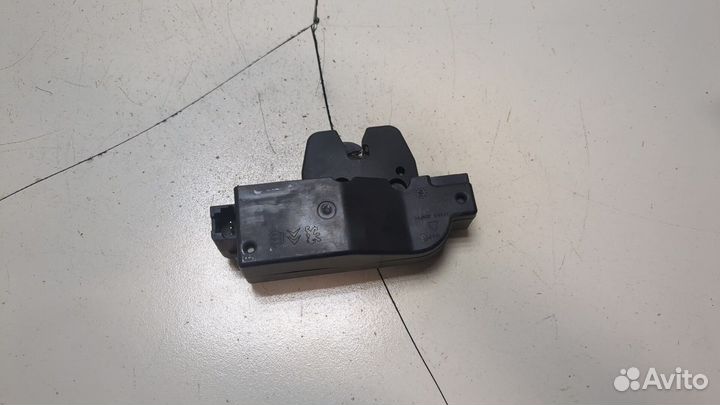 Замок багажника Citroen C5, 2006