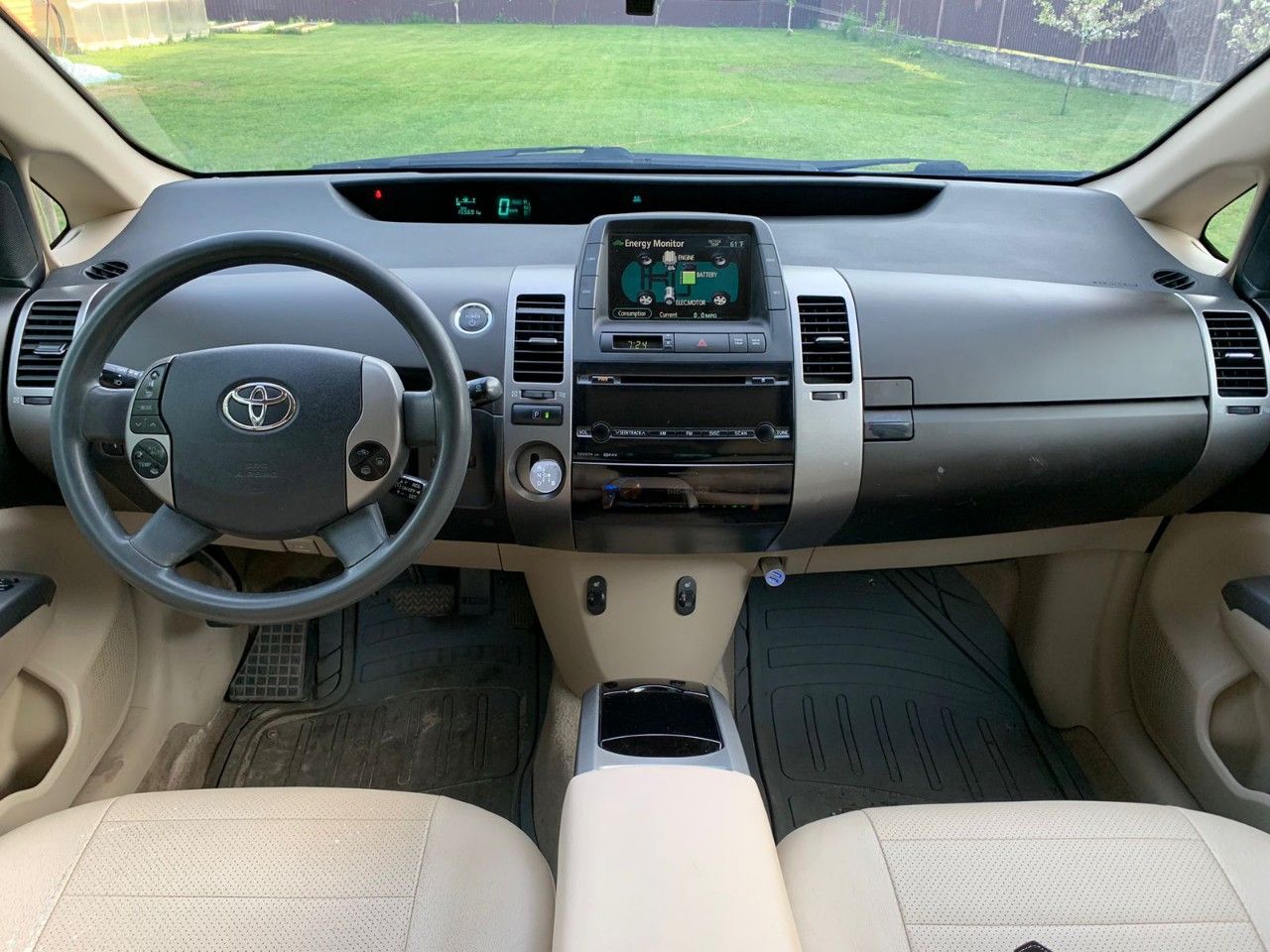 Toyota Prius: фото владельца