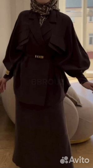 Костюм женский