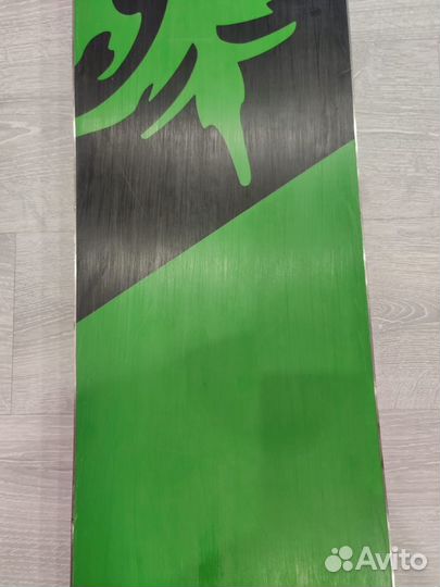 Сноуборд Never Summer Chairman