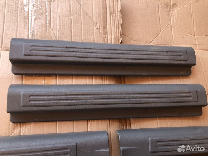 Накладки порогов Gentra, Lacetti