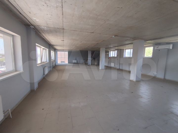 Офисное помещение на Дзержинского, 195 кв.м