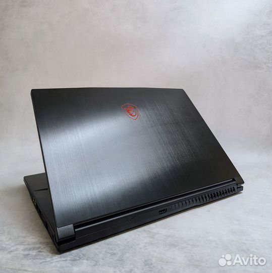 Новый MSI Thin GF63 i5-12450H\16\256\RTX2050