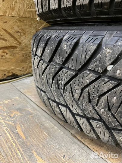 Yokohama Ice Guard IG35 235/65 R17 108T