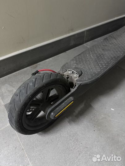 Электросамокат xiaomi m365 pro