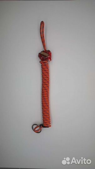 Спиральный тренчик с бусиной 