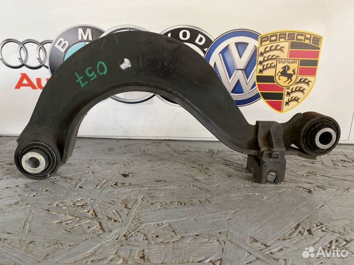 Рычаг подвески задний Audi A3 8P 1.4 caxc 2010