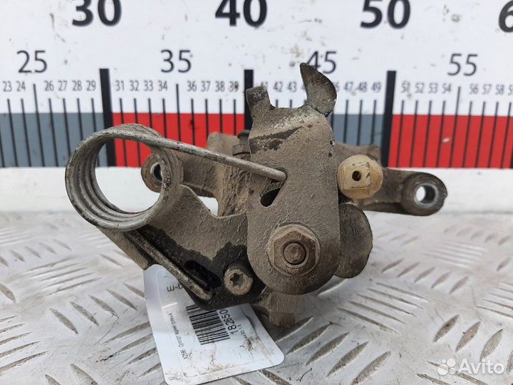 Суппорт задний правый для Audi A4 B5 8D0615424