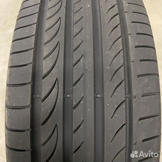 Pirelli Powergy 245/45 R19 102Y