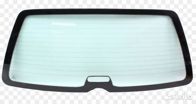 Заднее стекло Шевроле Нива