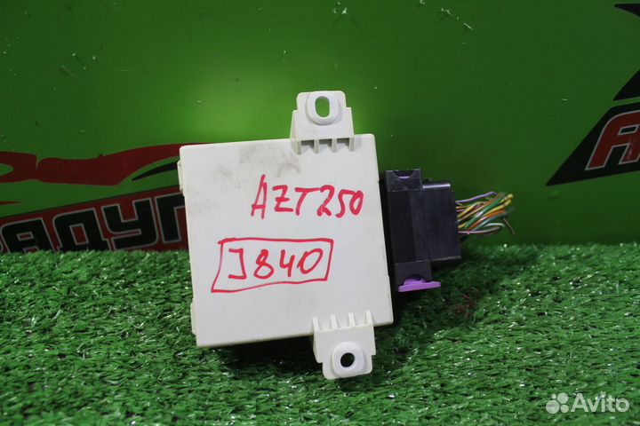 Блок электронный toyota ADT250,ADT251,AZT250,AZT25