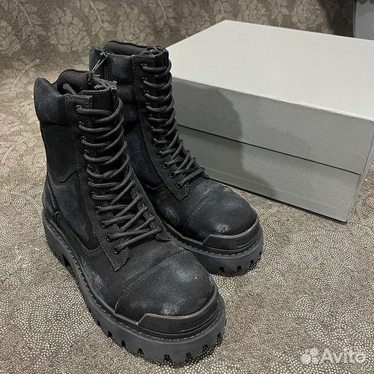 Balenciaga strike boots в наличии