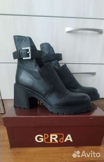 Ботинки 39 р