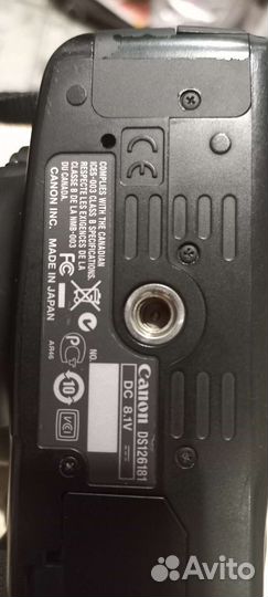 Зеркальный фотоаппарат Япония