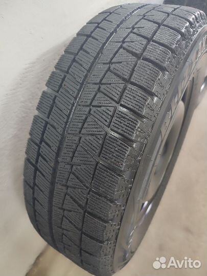 Bridgestone Blizzak Revo GZ 215/65 R16 S