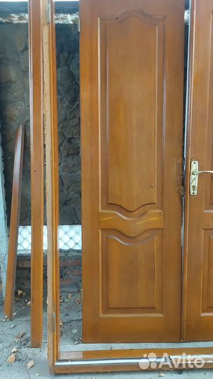 Дверь входная деревянная бу