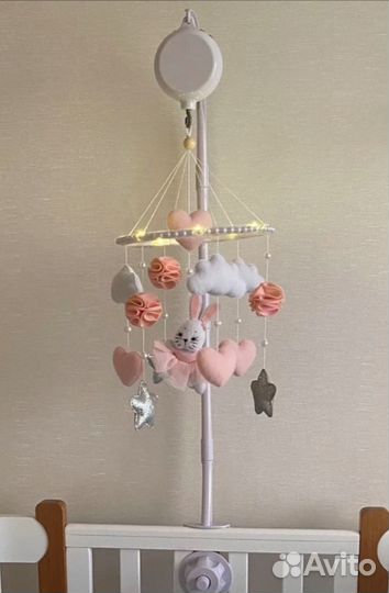 Мобиль из фетра