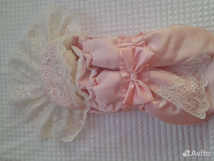 Комплект на выписку для девочки зима