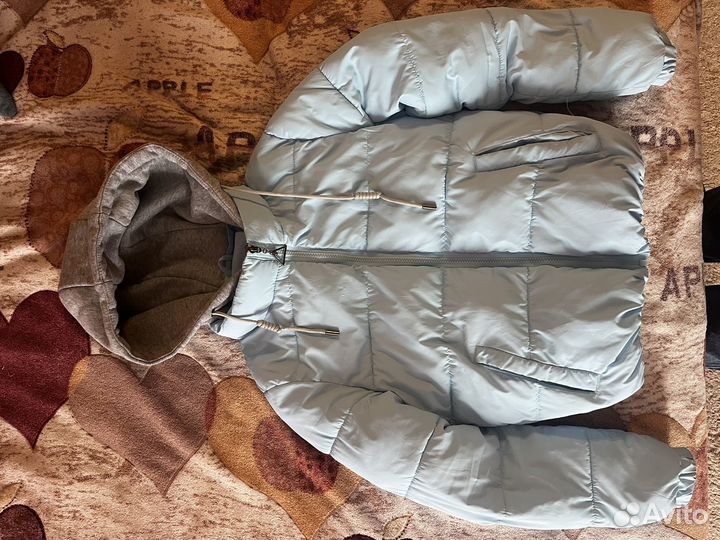 Куртка демисезонная женская 42 44 с капюшоном