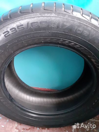 Nokian Tyres Hakka Black SUV 235/65 R17