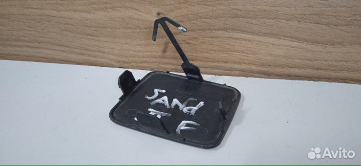 Заглушка буксировочного крюка передняя Renault