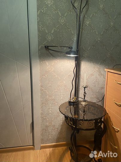 Столик-светильник