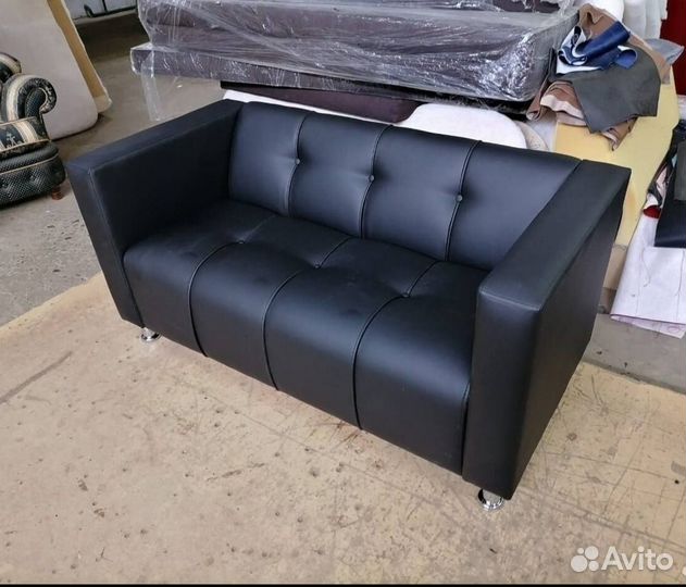 Диван офисный.3796