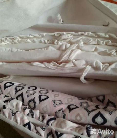 Бортики в детскую кроватку новые