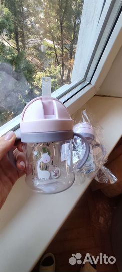 Поильник с трубочкой новый