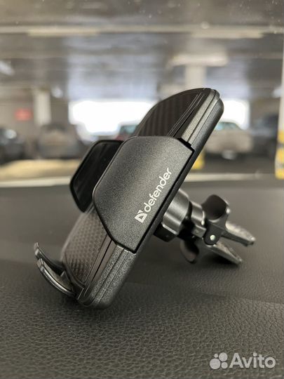 Держатель для телефона автомобильный Defender