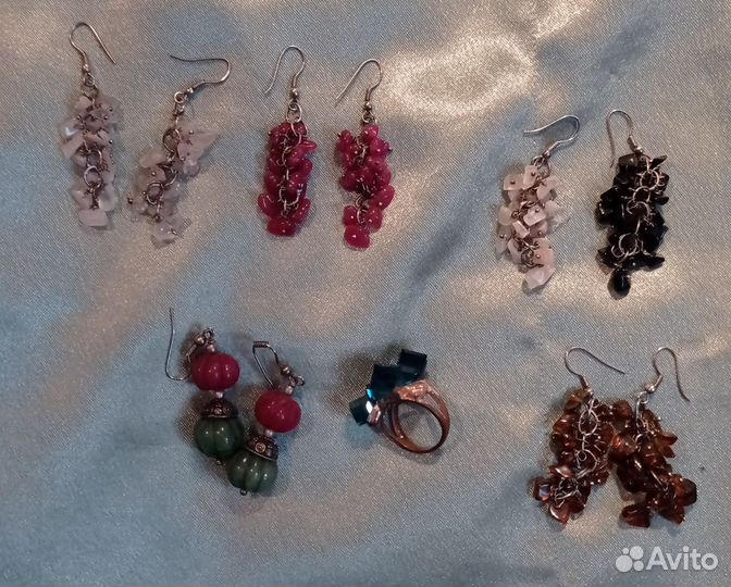 Серьги и бусы