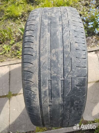 Bridgestone Turanza T001 225/60 R16