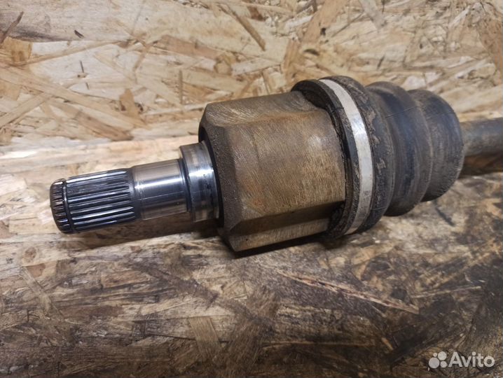 Привод левый Hyundai Tucson 1 АКПП 2WD