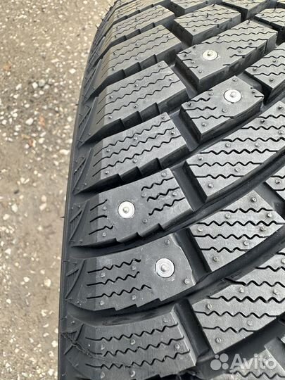 LingLong Green-Max Winter Grip 215/50 R17 95T