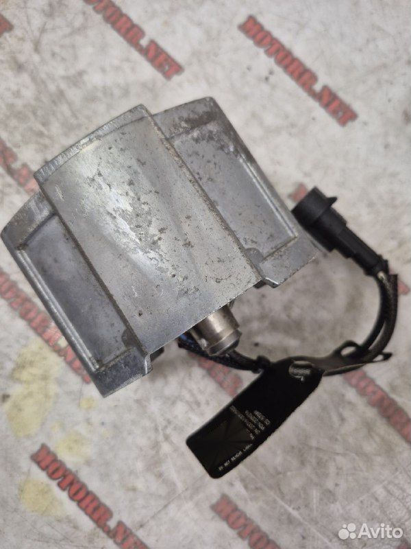 Evinrude Johnson 300 форсунка