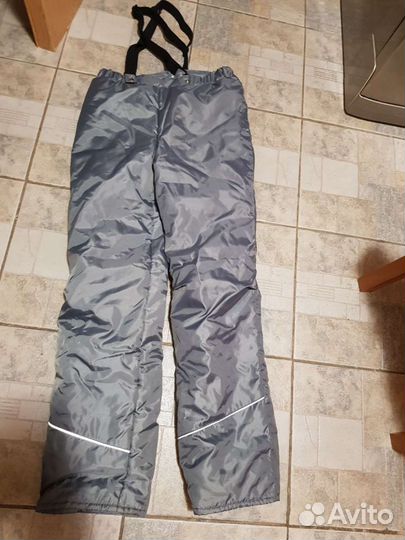 Горнолыжный костюм(зимняя куртка и штаны) новые