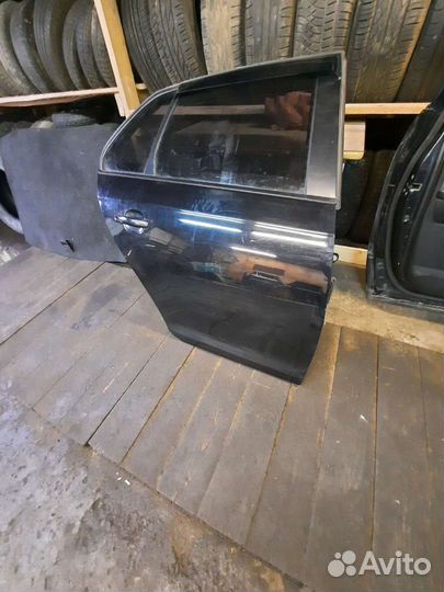 Дверь задняя правая фольксваген джетта 5