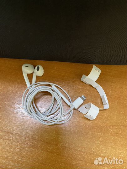 Наушники apple airpods
