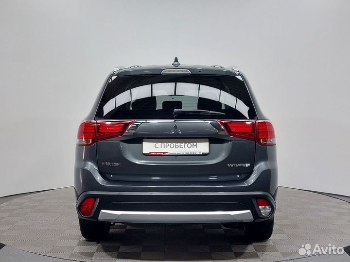 Mitsubishi Outlander 2.0 CVT, 2018, 124 558 км