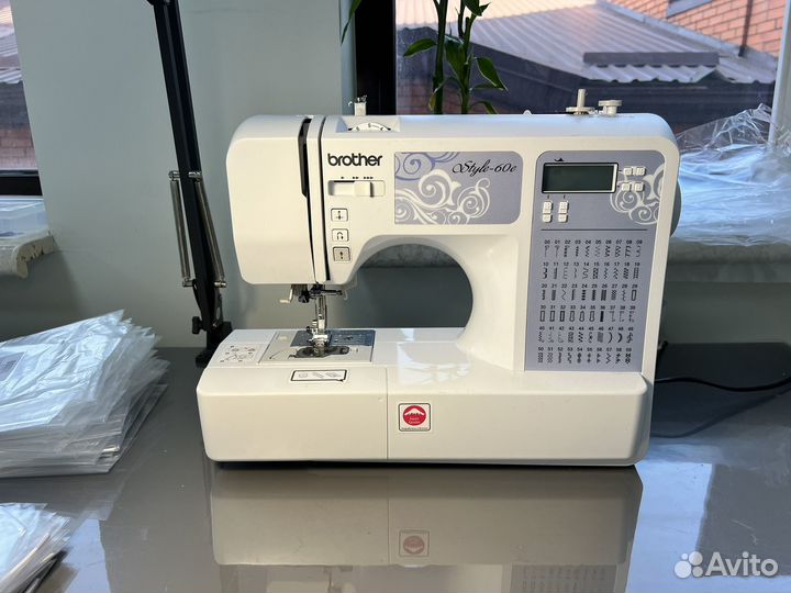 Швейная машина Brother style E60
