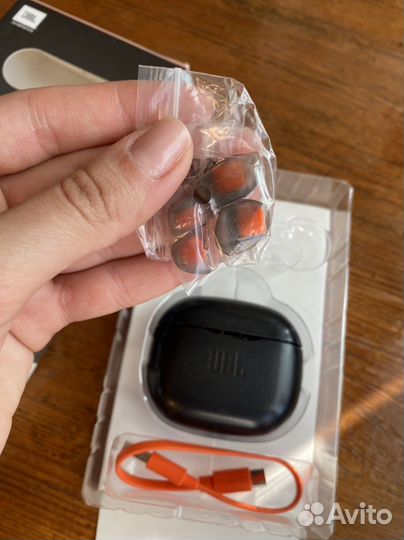 Беспроводные наушники jbl tune 125 tws