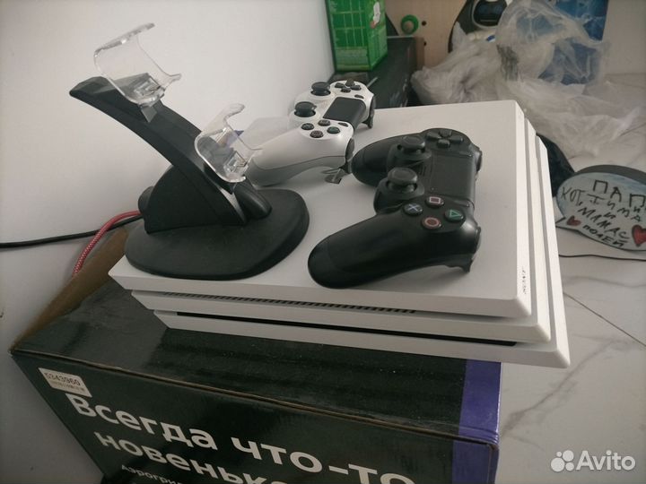 Sony playstation 4 PS4 pro 1tb с играми