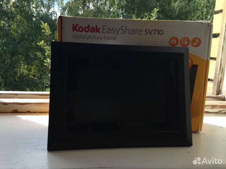 Цифровая фоторамка kodak EasyShare SV 710