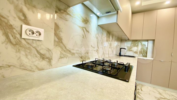 2-к. квартира, 64 м², 3/3 эт.